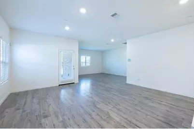 2057 Skipper Cove Way, Plumas Lake, CA 95961 - Photo 13