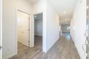 2057 Skipper Cv Wy, Plumas Lake, CA 95961 - Photo 3