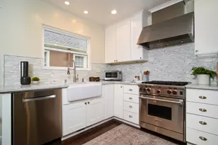 905 47th St, Sacramento, CA 95819 - Photo 15