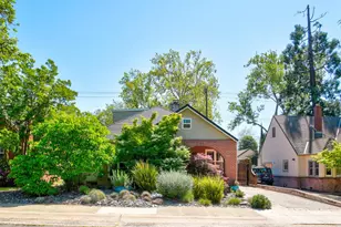 905 47th St, Sacramento, CA 95819 - Photo 3