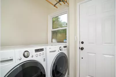 905 47th Street, Sacramento, CA 95819 - Photo 31