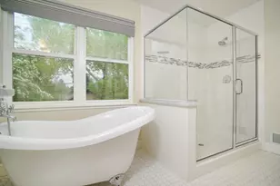 905 47th St, Sacramento, CA 95819 - Photo 23