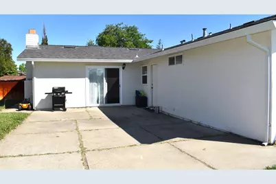 6844 Sandrock Way, Sacramento, CA 95828 - Photo 19