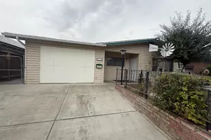 229 E St, Los Banos, CA 93635 - Photo 3