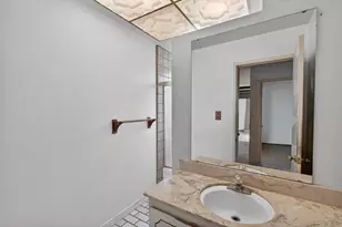 49 Waterglen Cir, Sacramento, CA 95826 - Photo 23