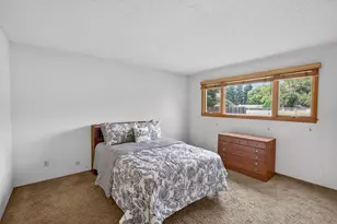 49 Waterglen Cir, Sacramento, CA 95826 - Photo 19