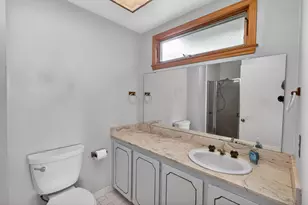 49 Waterglen Cir, Sacramento, CA 95826 - Photo 21