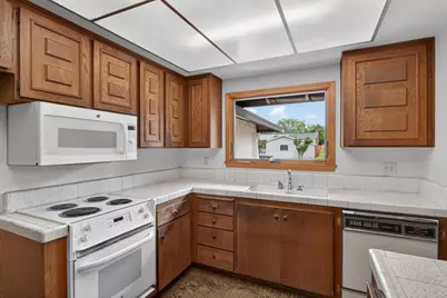 49 Waterglen Circle, Sacramento, CA 95826 - Photo 29