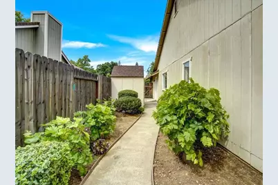 141 Winterstein Drive, Folsom, CA 95630 - Photo 33