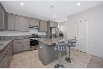 7648 Barebow Way, Sacramento, CA 95829 - Photo 9