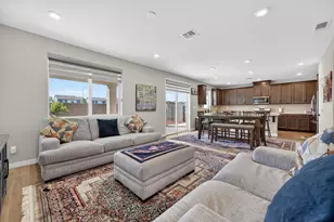 2049 Borealis Cir, Roseville, CA 95747 - Photo 5