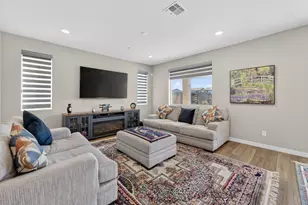 2049 Borealis Cir, Roseville, CA 95747 - Photo 3