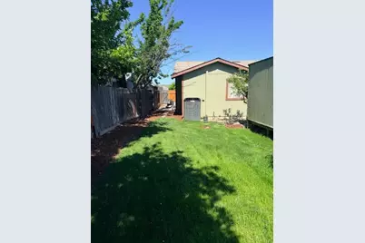 7368 Borba, Sacramento, CA 95828 - Photo 17