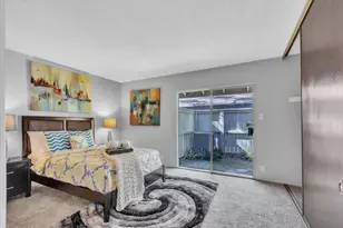 217 Roundtree Ct, Sacramento, CA 95831 - Photo 17