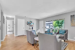 217 Roundtree Ct, Sacramento, CA 95831 - Photo 7