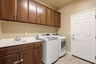2113 Dripping Rock Ln, Lincoln, CA 95648 - Photo 15