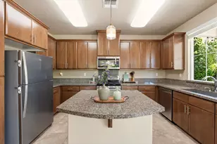 2113 Dripping Rock Ln, Lincoln, CA 95648 - Photo 13