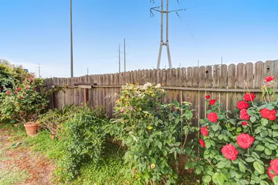 Bentley Avenue, Sacramento, CA 95823 - Photo 39