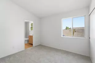 8916 Mandalay Way, Elk Grove, CA 95624 - Photo 37