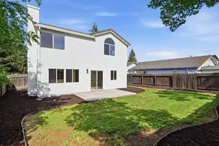 8916 Mandalay Way, Elk Grove, CA 95624 - Photo 49