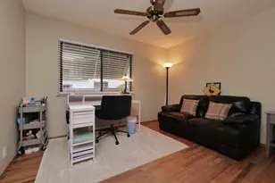 1037 Tenaya Ct, Manteca, CA 95337 - Photo 17