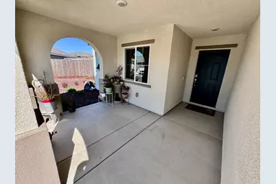 6106 Friendship Court, Riverbank, CA 95367 - Photo 5