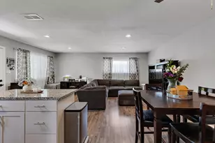 8943 El Mirador Dr, Elk Grove, CA 95624 - Photo 15