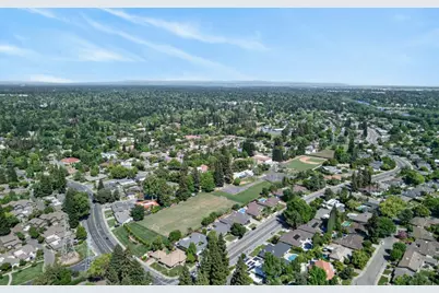 2595 American River Drive, Sacramento, CA 95864 - Photo 69