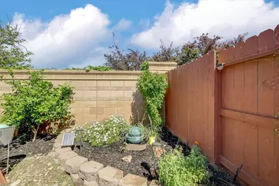 1049 Tiburon Way, Plumas Lake, CA 95961 - Photo 39