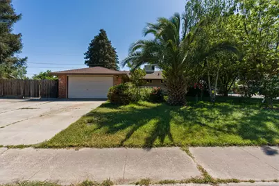 1600 Thorsen Avenue, Modesto, CA 95355 - Photo 1