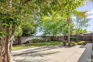 7146 Claremont Cir, Roseville, CA 95678 - Photo 3