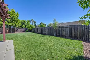 9226 Lucchesi Dr, Sacramento, CA 95829 - Photo 47