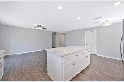 8037 Ruthwood Way, Orangevale, CA 95662 - Photo 15