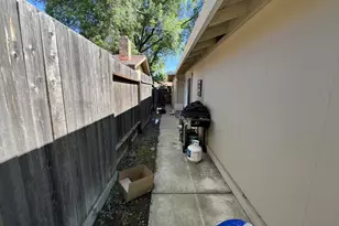 5412 Karm Way, Sacramento, CA 95842 - Photo 17