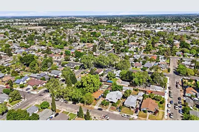 557 Florence Street, Turlock, CA 95380 - Photo 31