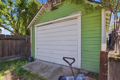 557 Florence Street, Turlock, CA 95380 - Photo 27