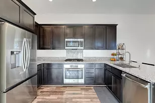 3700 Hovnanian Dr, Sacramento, CA 95834 - Photo 9