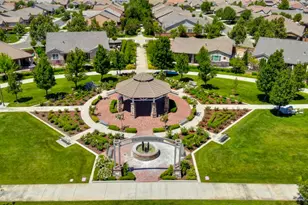 9932 Westminster Way, Elk Grove, CA 95757 - Photo 45