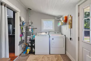 526 Flower St, Turlock, CA 95380 - Photo 9