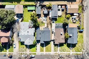 526 Flower St, Turlock, CA 95380 - Photo 21