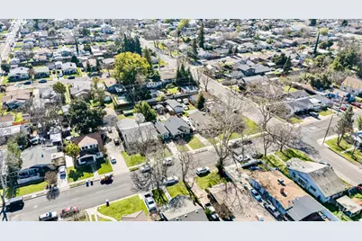 526 Flower Street, Turlock, CA 95380 - Photo 27