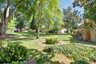 737 Commons Dr, Sacramento, CA 95825 - Photo 29