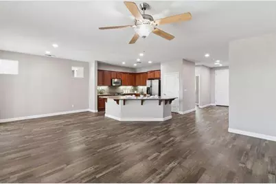 8013 Solomon Drive, Elk Grove, CA 95757 - Photo 11
