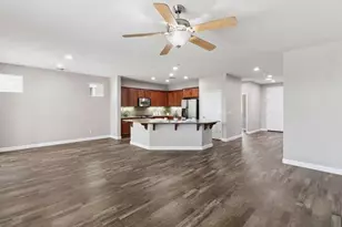 8013 Solomon Dr, Elk Grove, CA 95757 - Photo 11