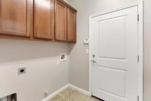 8013 Solomon Dr, Elk Grove, CA 95757 - Photo 31