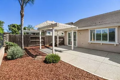 8013 Solomon Drive, Elk Grove, CA 95757 - Photo 37