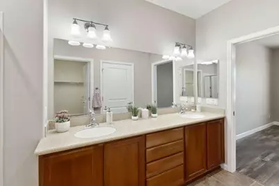 8013 Solomon Drive, Elk Grove, CA 95757 - Photo 23