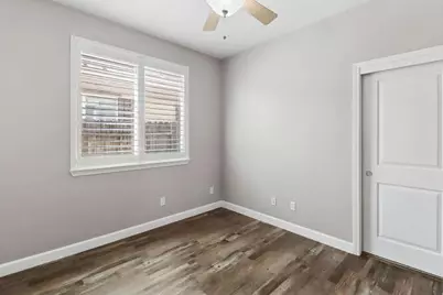 8013 Solomon Drive, Elk Grove, CA 95757 - Photo 25