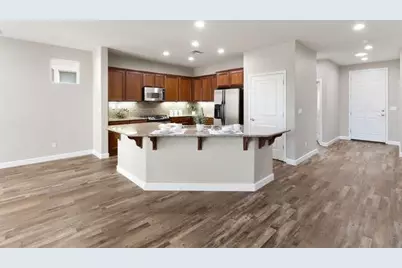 8013 Solomon Drive, Elk Grove, CA 95757 - Photo 11