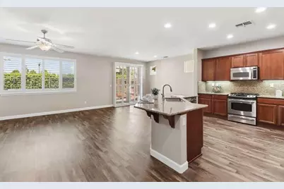 8013 Solomon Drive, Elk Grove, CA 95757 - Photo 9